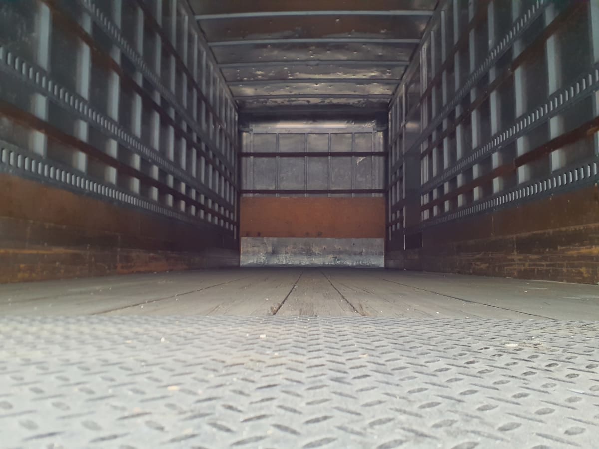 2018 Freightliner M2 106 - image 8