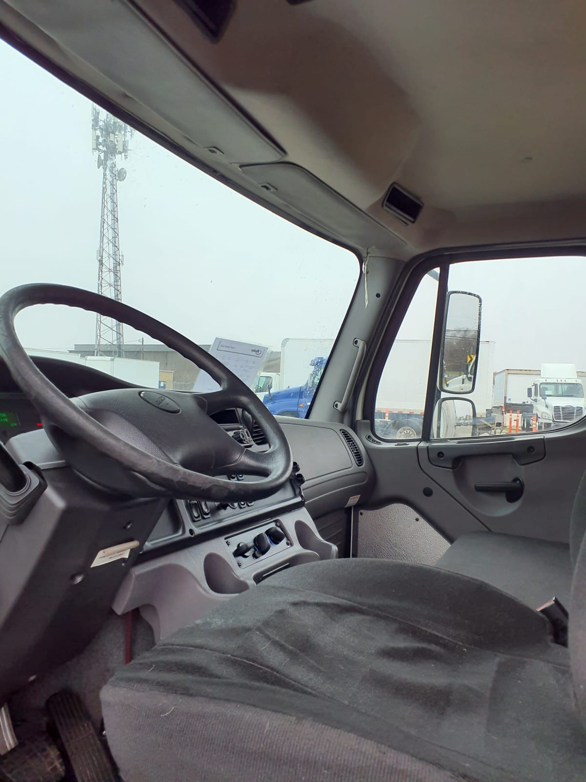 2018 Freightliner/Mercedes M2 106 757386