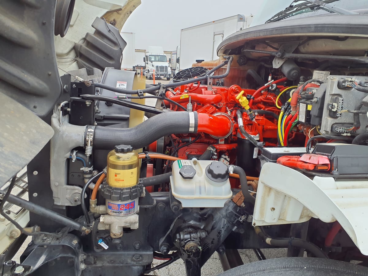 2018 Freightliner/Mercedes M2 106 757386