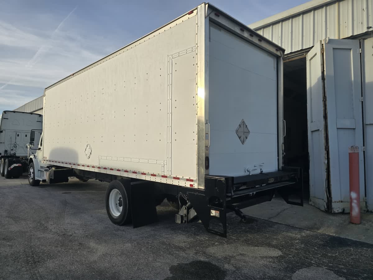 2018 Freightliner/Mercedes M2 106 757416
