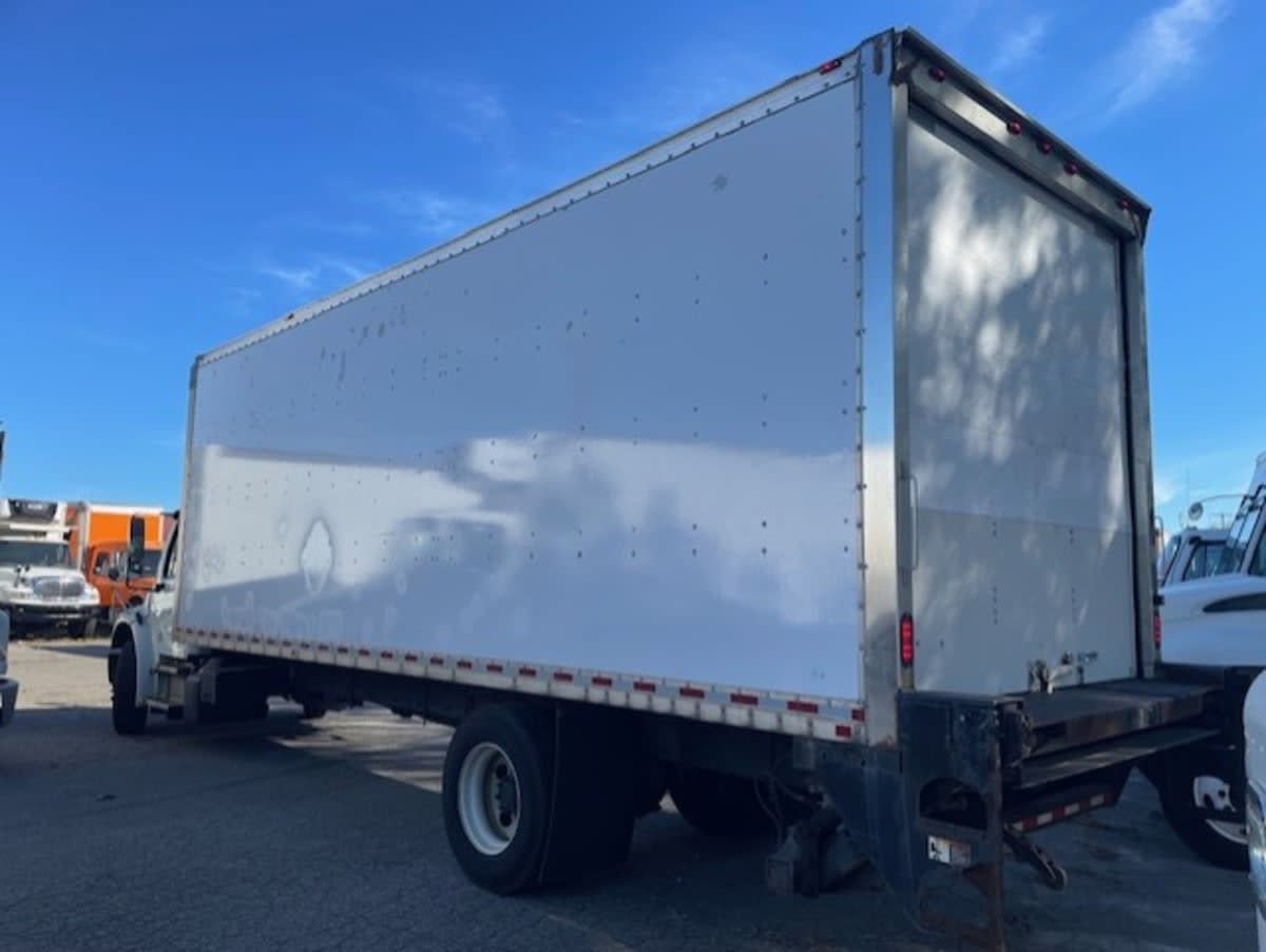 2018 Freightliner/Mercedes M2 106 757475