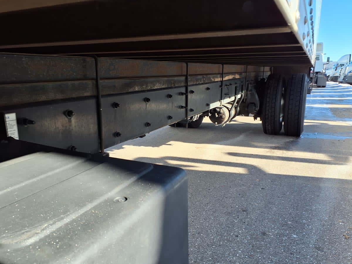 2018 Freightliner/Mercedes M2 106 757613