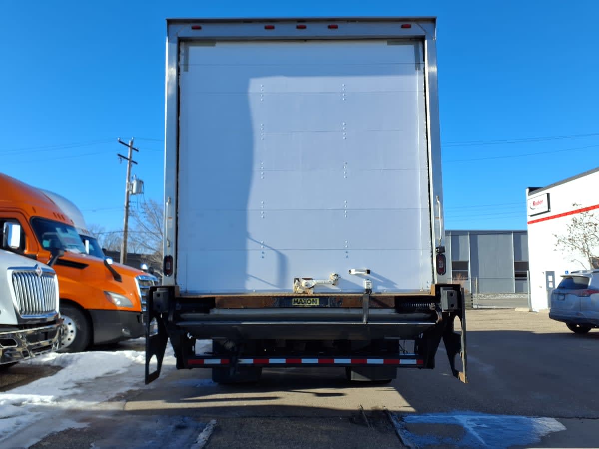 2018 Freightliner/Mercedes M2 106 757613