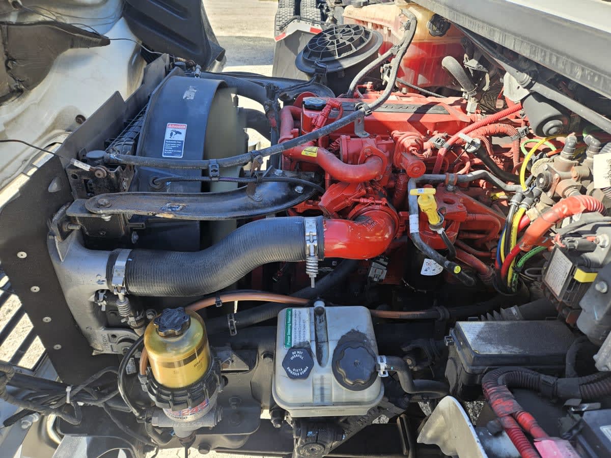 2018 Freightliner/Mercedes M2 106 757731