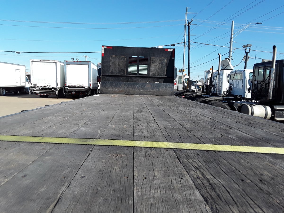 2018 Freightliner/Mercedes M2 106 757760