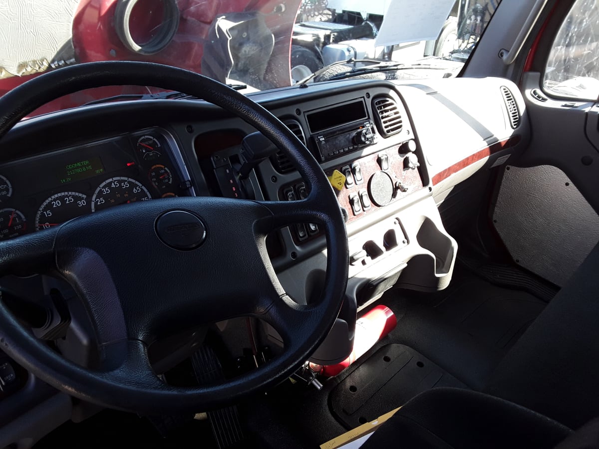 2018 Freightliner/Mercedes M2 106 757760