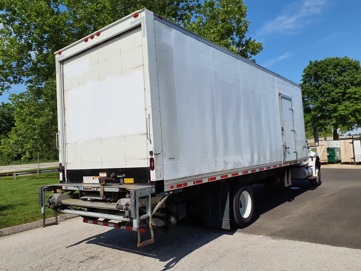 2018 Navistar International 4300 757834