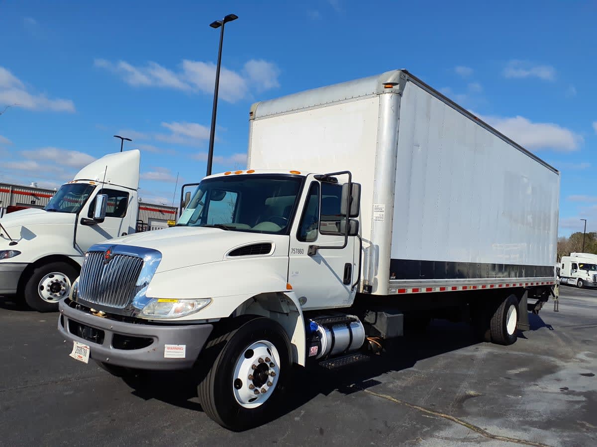 2018 Navistar International 4300 757860