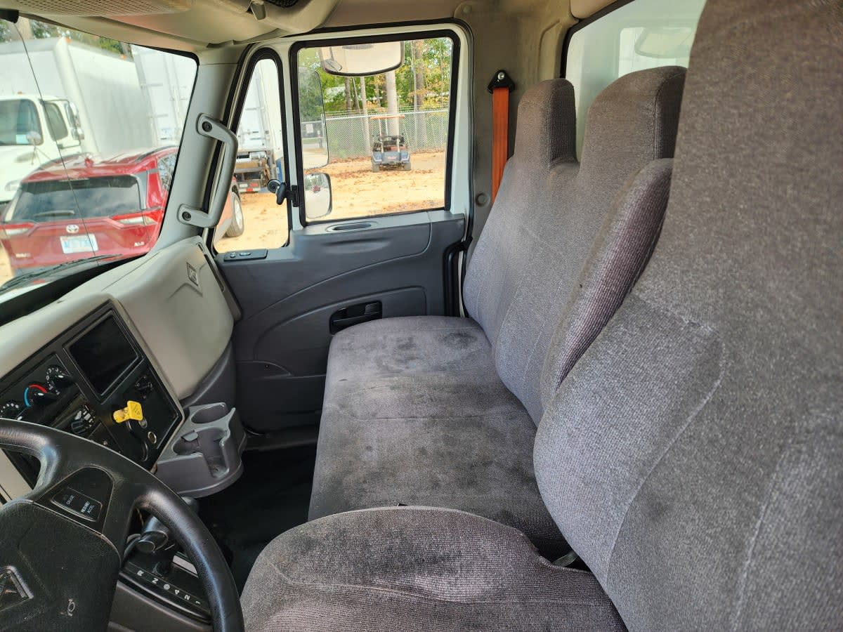 2018 Navistar International 4300 757904