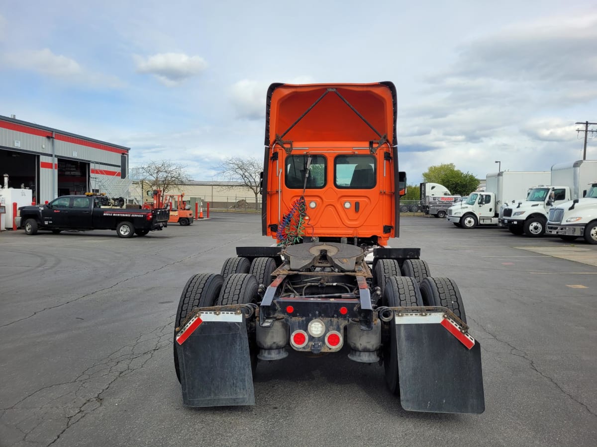 2018 Freightliner/Mercedes CASCADIA 125 757964