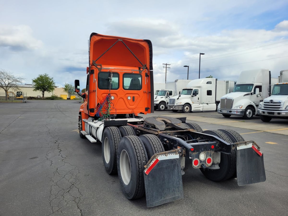 2018 Freightliner/Mercedes CASCADIA 125 757964