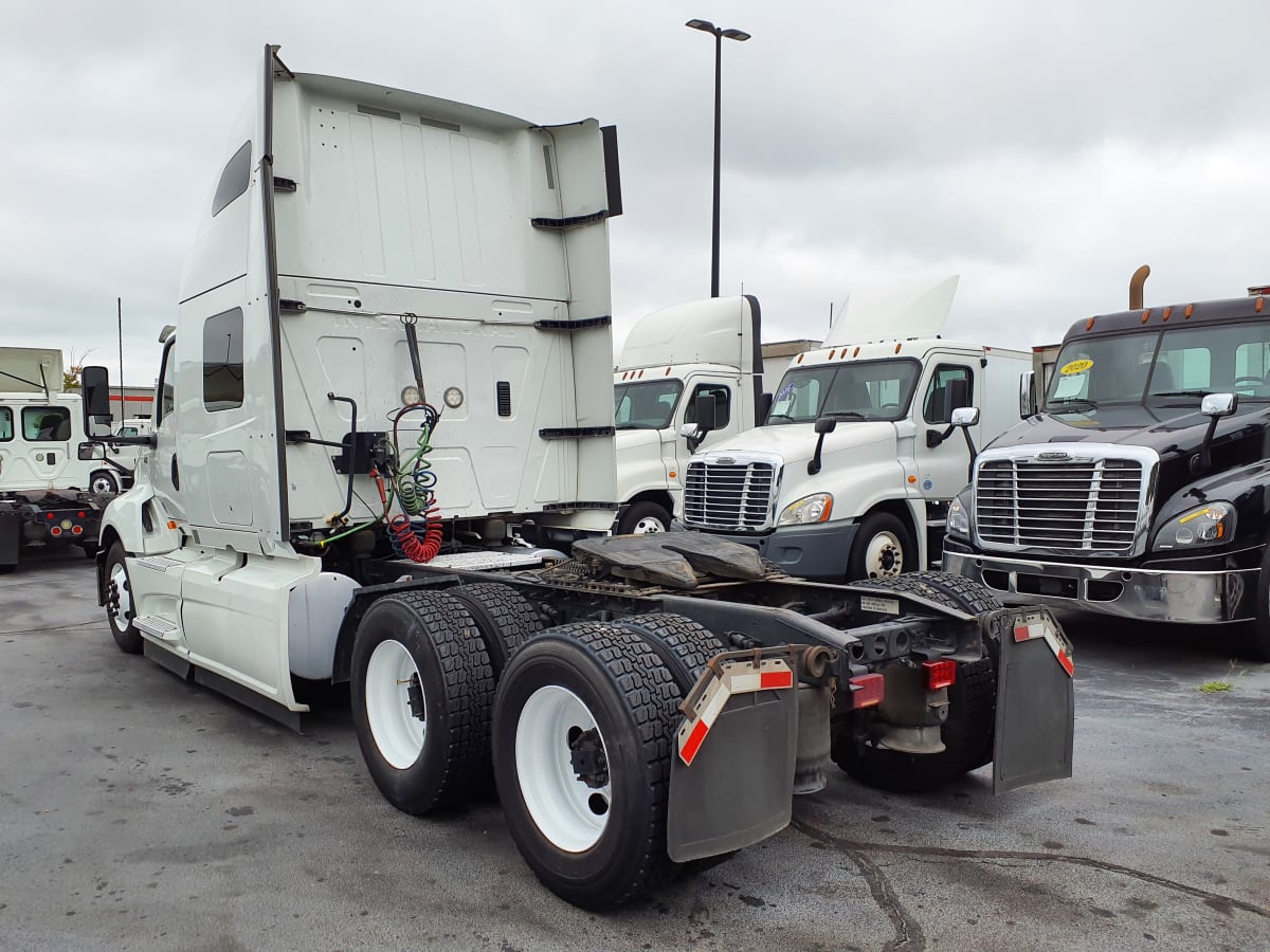 2018 Navistar International LT625 SLPR CAB 758209
