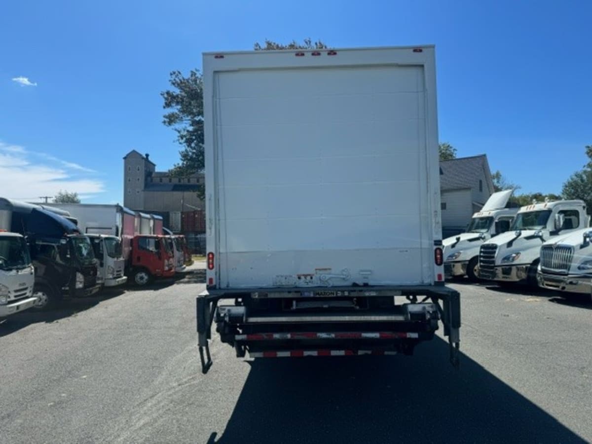 2018 Navistar International 4300 758333