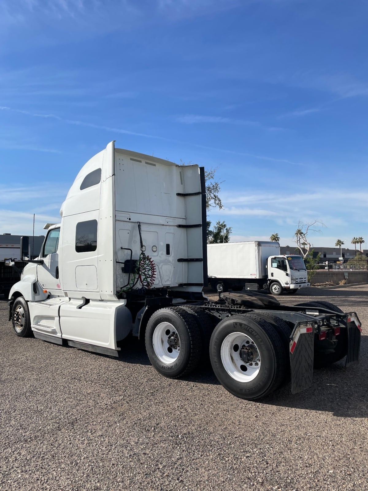 2018 Navistar International LT625 SLPR CAB 758701