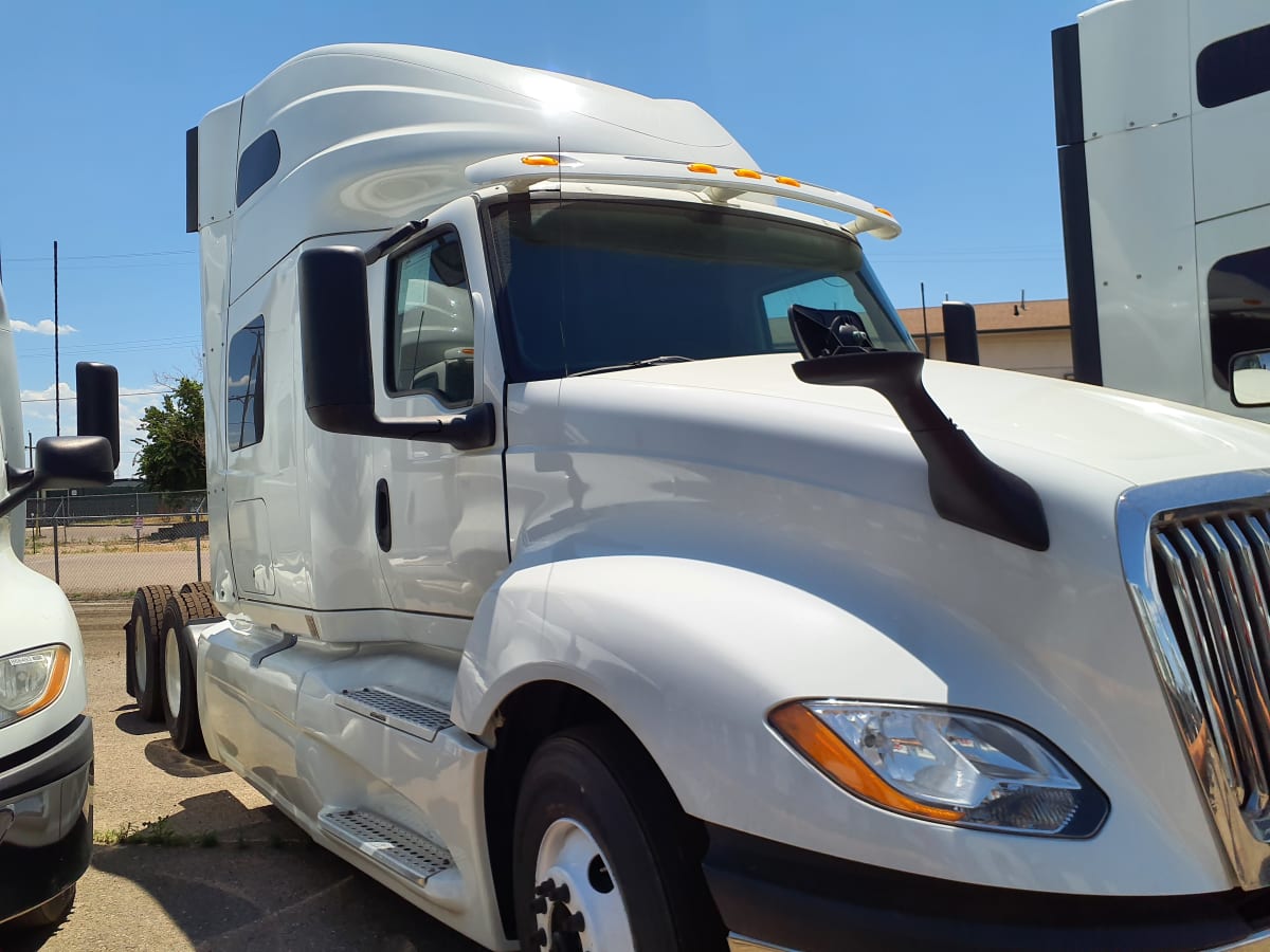 2018 Navistar International LT625 SLPR CAB 758769