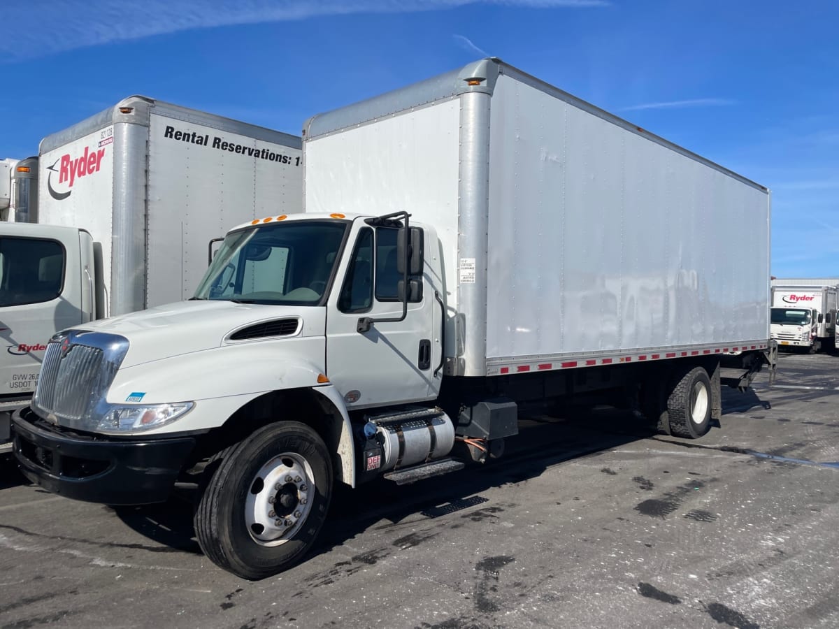 2018 Navistar International 4300 758780