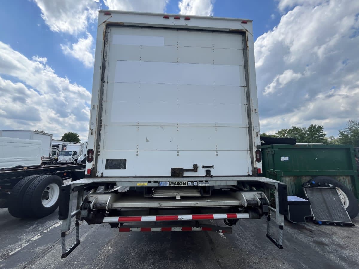 2018 International 4300 in Beltsville, MD — photo 5