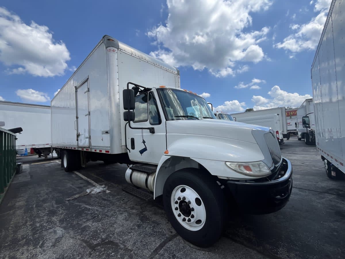 2018 International 4300 in Beltsville, MD — photo 3