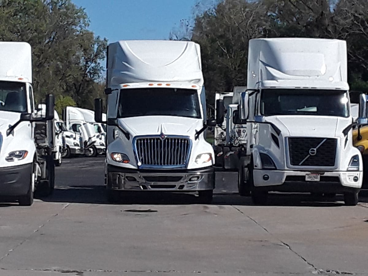 2018 Navistar International LT625 SLPR CAB 759486