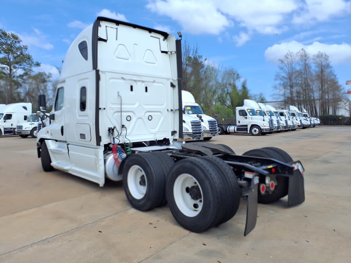 2018 Freightliner - image 6