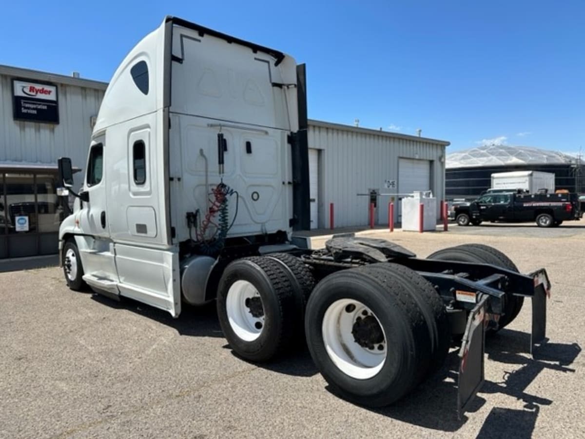 2018 Freightliner/Mercedes CASCADIA 125 760154