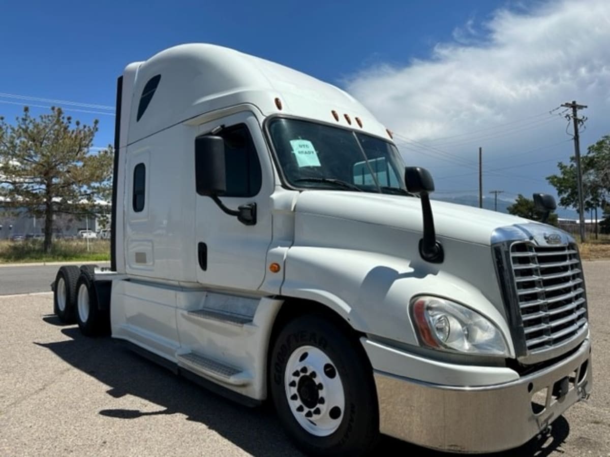 2018 Freightliner/Mercedes CASCADIA 125 760154