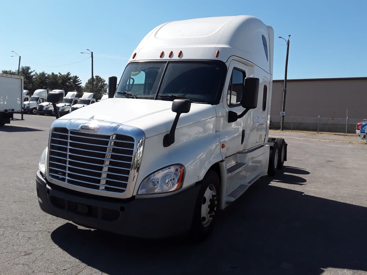 2018 Freightliner Cascadia in La Vergne, TN