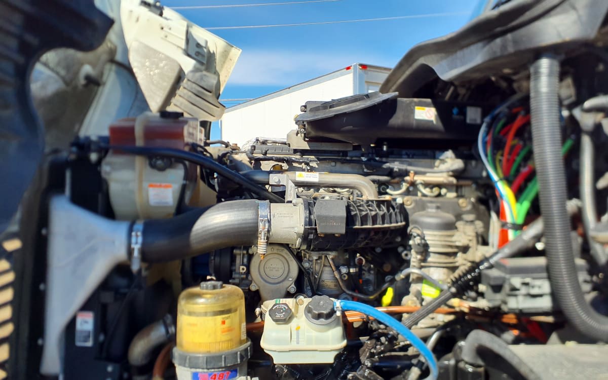 2018 Freightliner - image 9