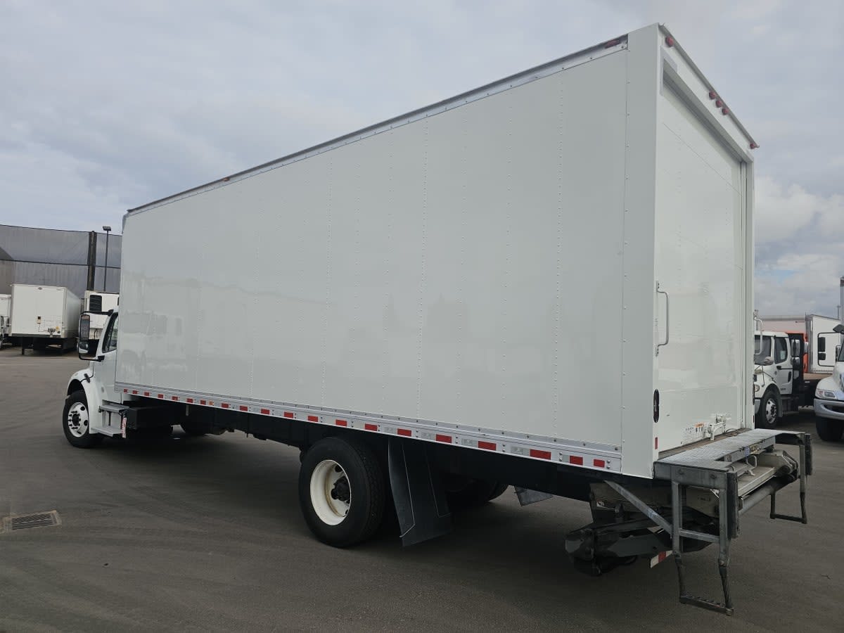 2018 Freightliner/Mercedes M2 106 760359