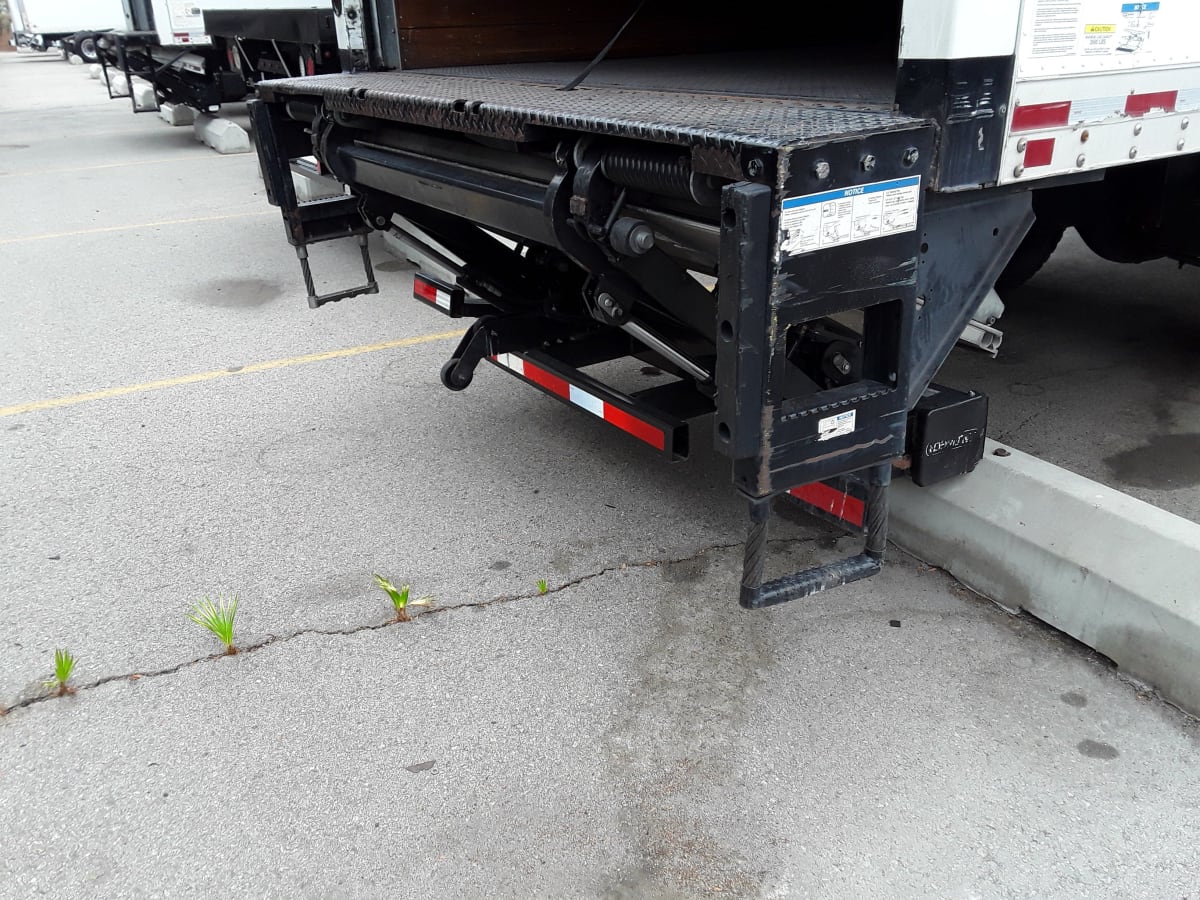 2018 Freightliner/Mercedes M2 106 760369