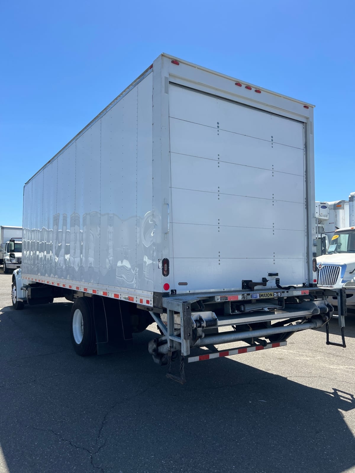 2018 Freightliner/Mercedes M2 106 760420