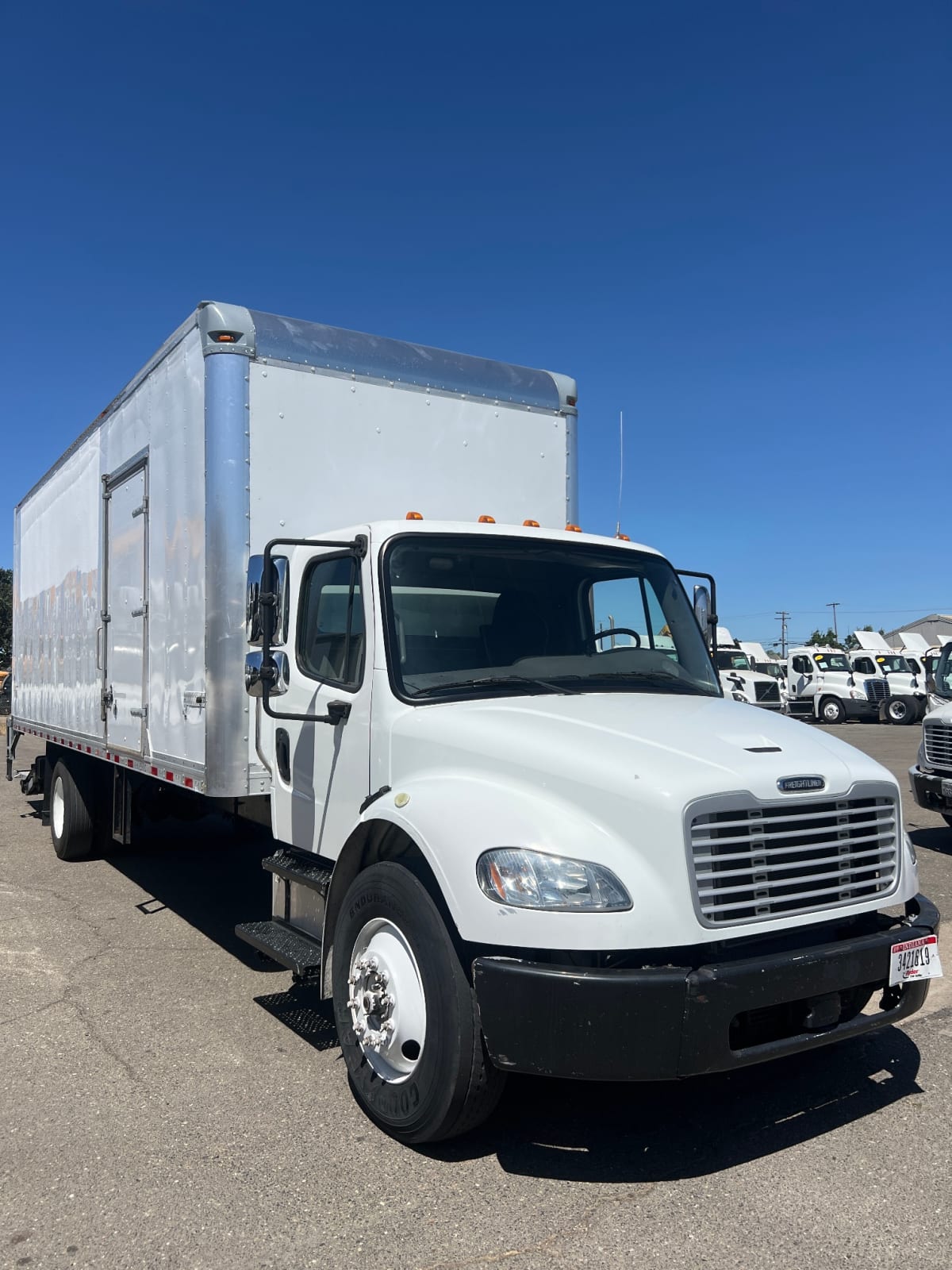 2018 Freightliner/Mercedes M2 106 760420