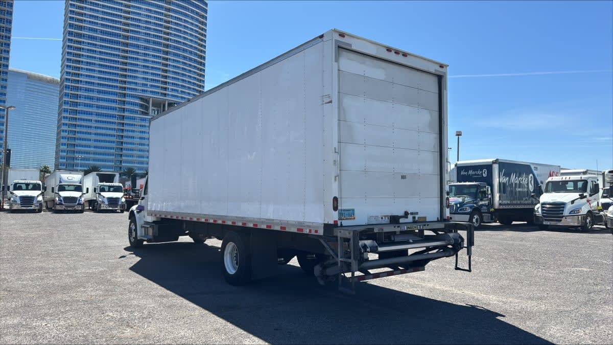 2018 Freightliner/Mercedes M2 106 760422