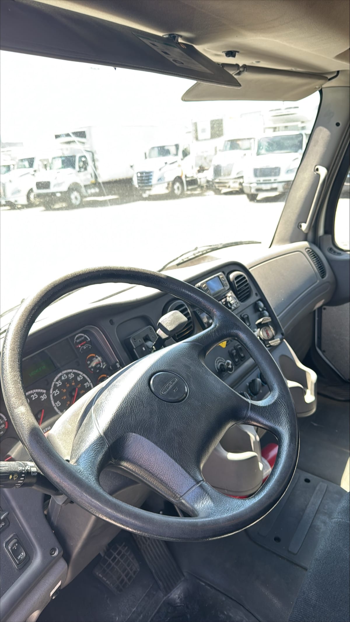 2018 Freightliner/Mercedes M2 106 760422