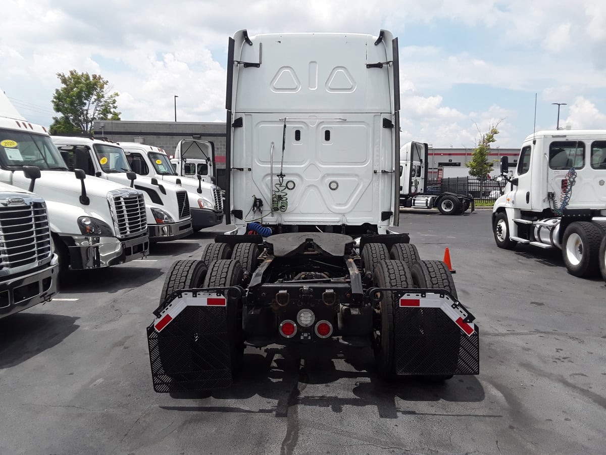 2018 Freightliner/Mercedes CASCADIA 125 760443