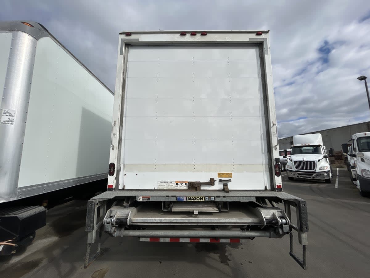 2018 Freightliner/Mercedes M2 106 760444