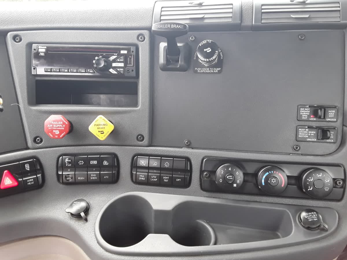 2018 Freightliner/Mercedes CASCADIA 125 760503