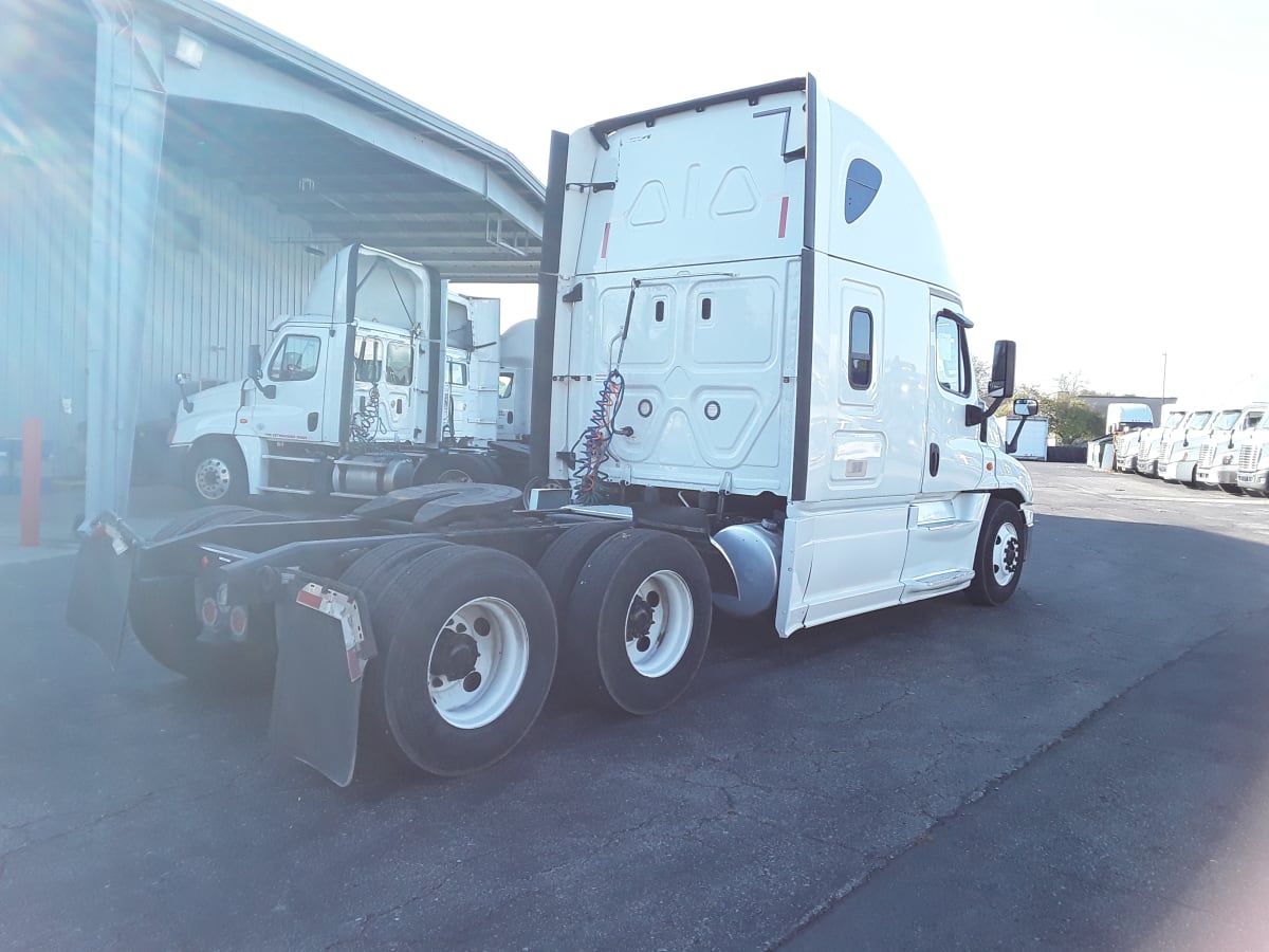 2018 Freightliner/Mercedes CASCADIA 125 760730