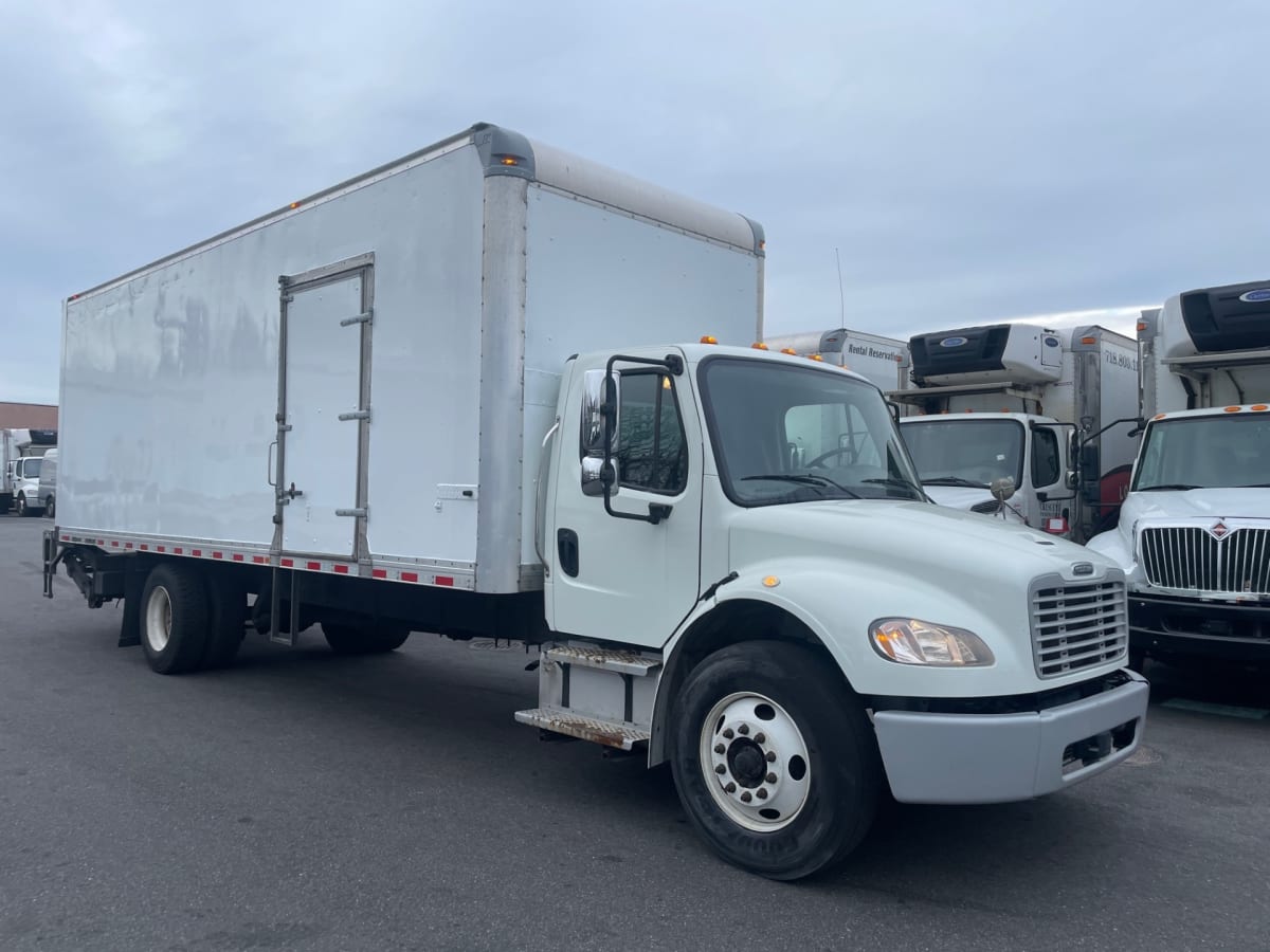 2018 Freightliner/Mercedes M2 106 760739