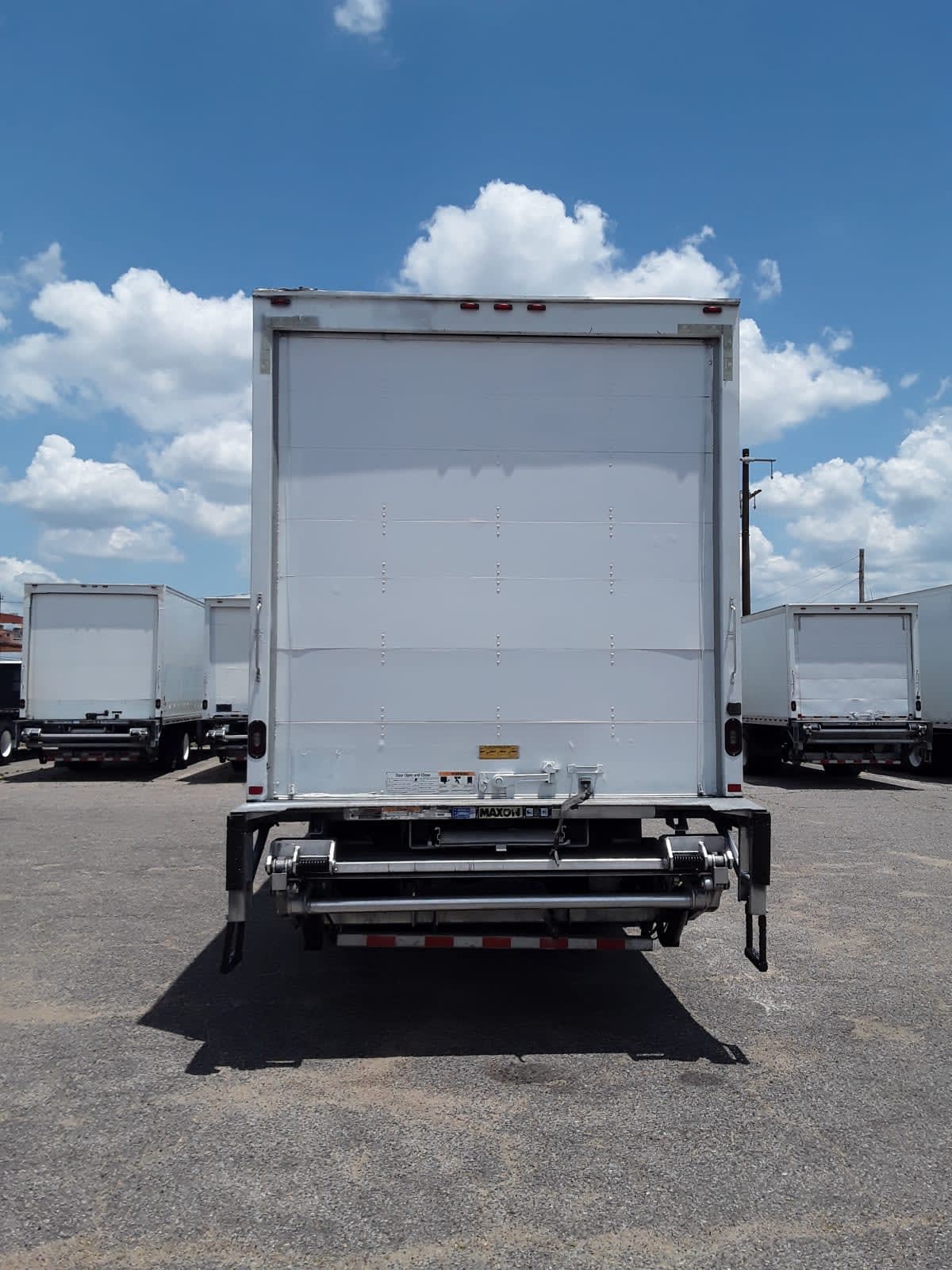 2018 Freightliner M2 106 760770