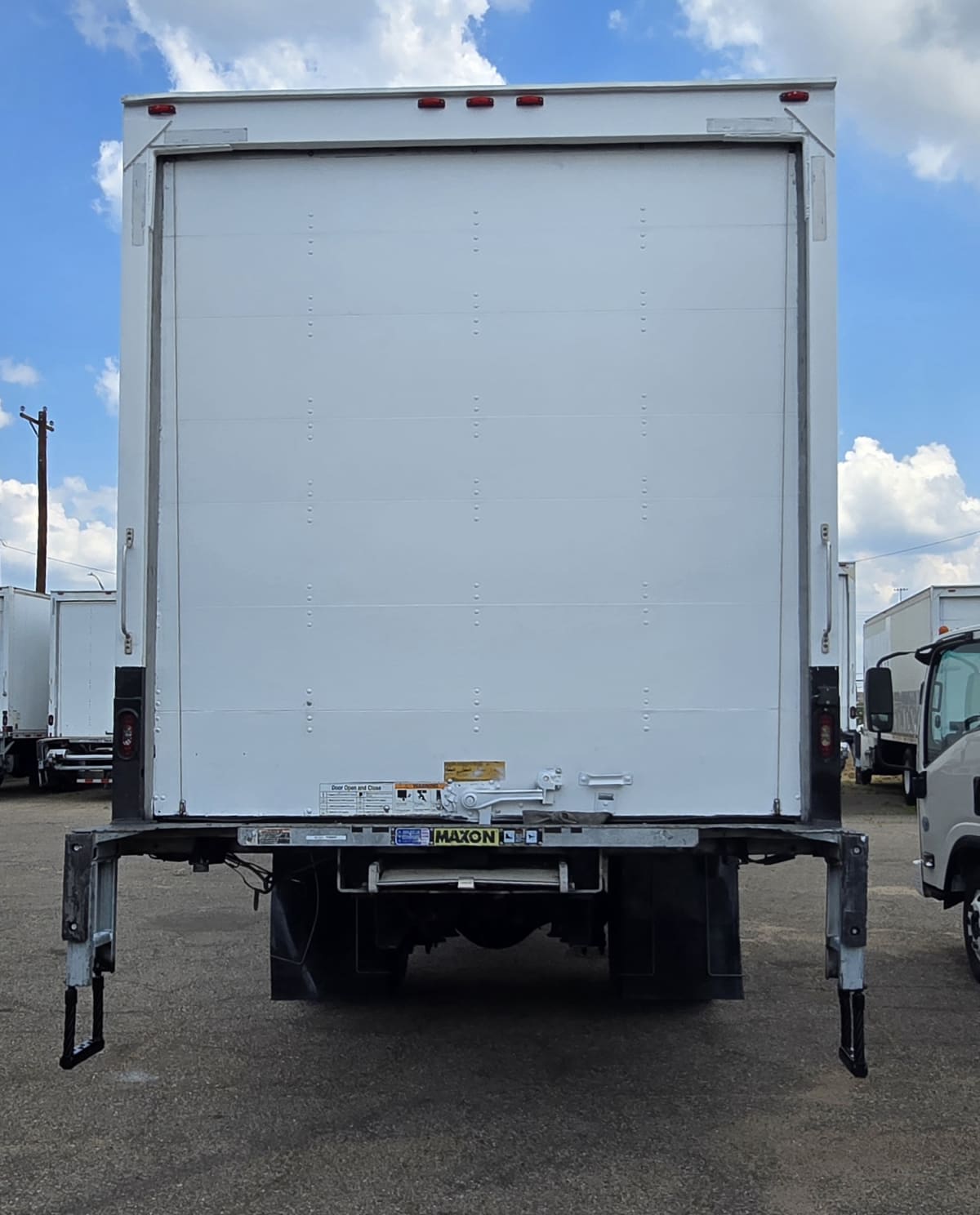 2018 Freightliner M2 106 761021