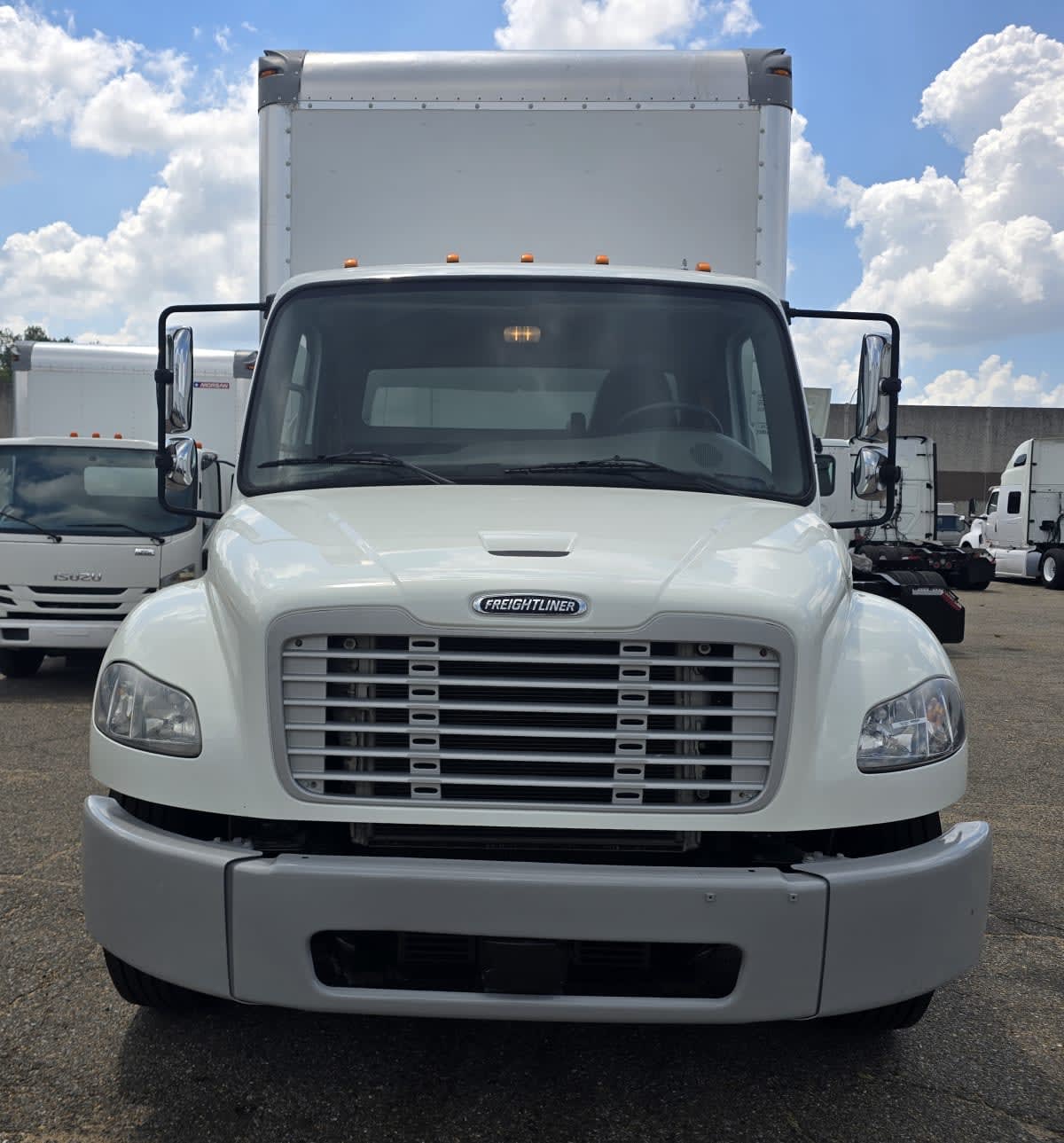 2018 Freightliner M2 106 761021