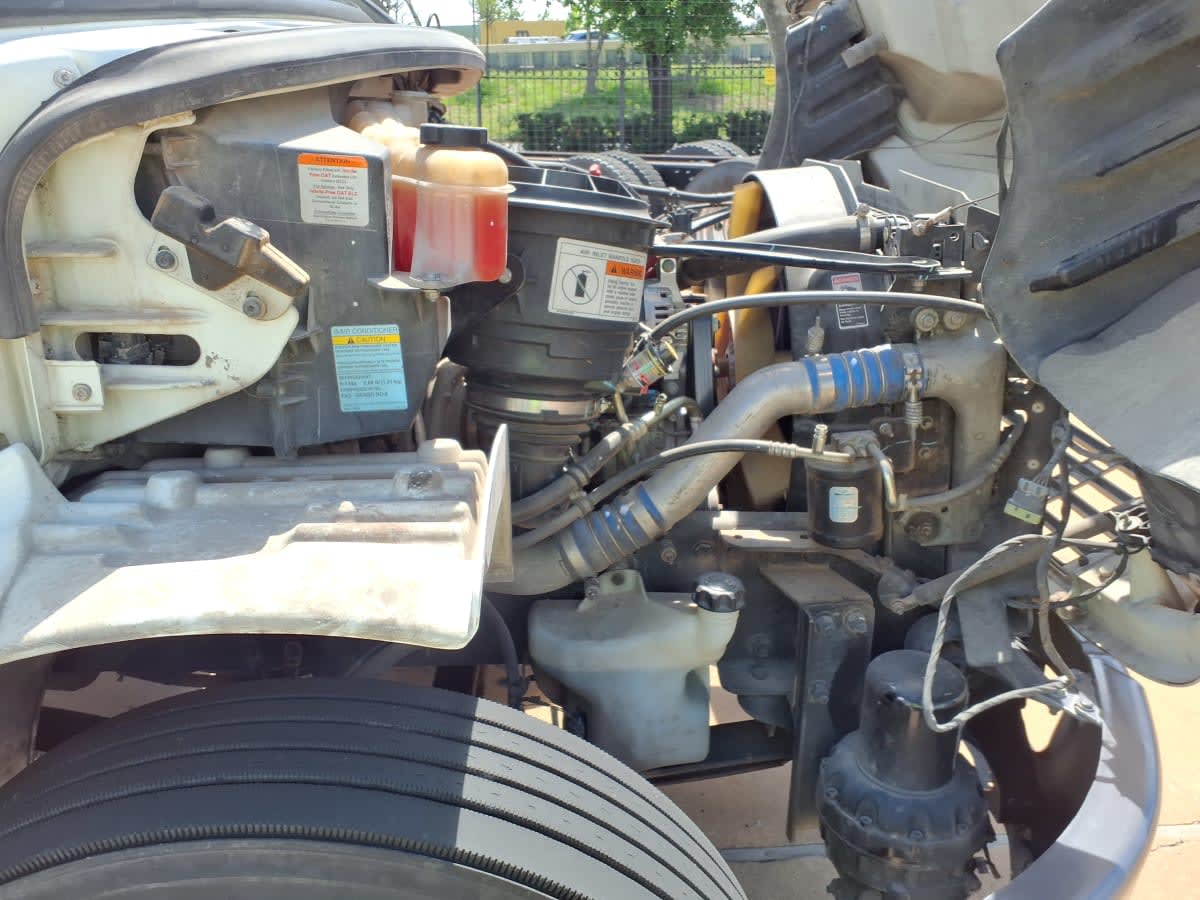 2018 Freightliner/Mercedes M2 106 761575