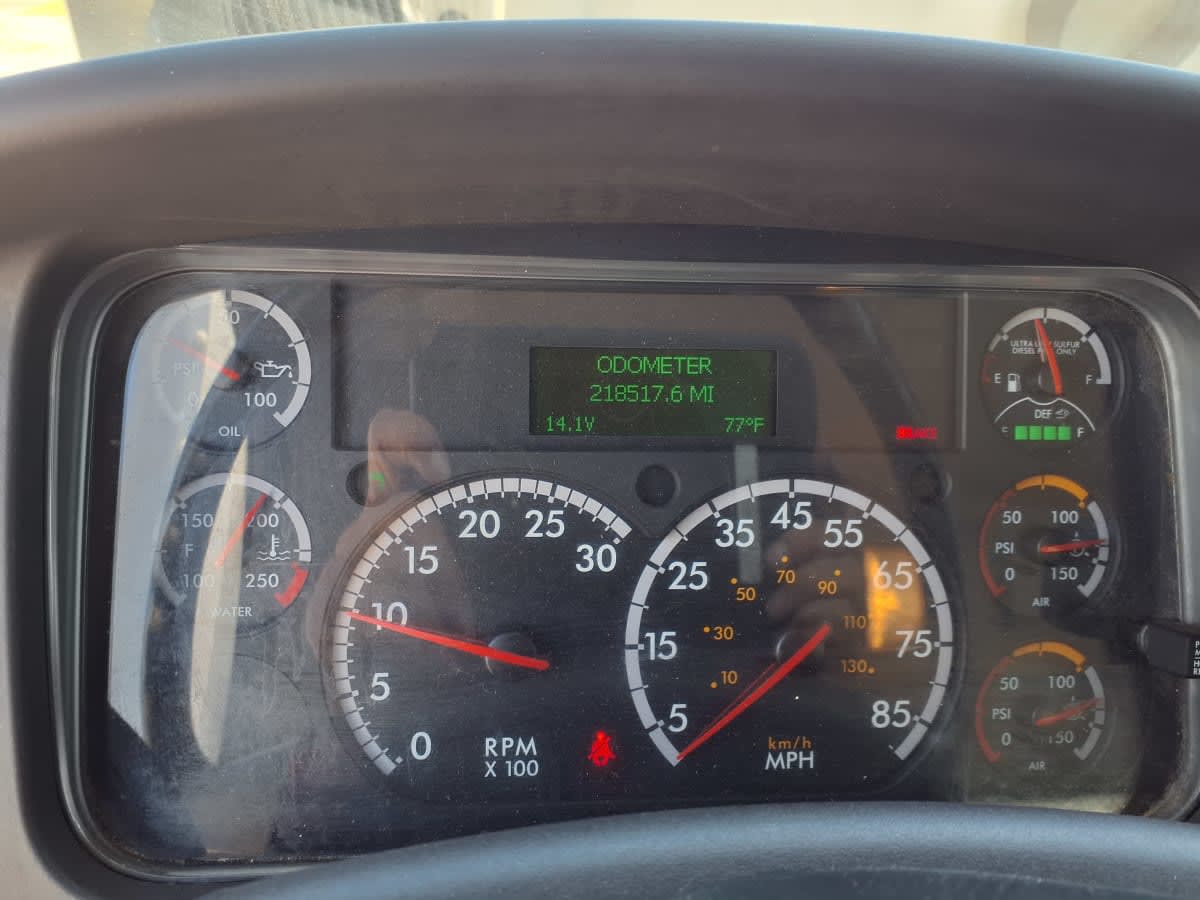 2018 Freightliner/Mercedes M2 106 761577