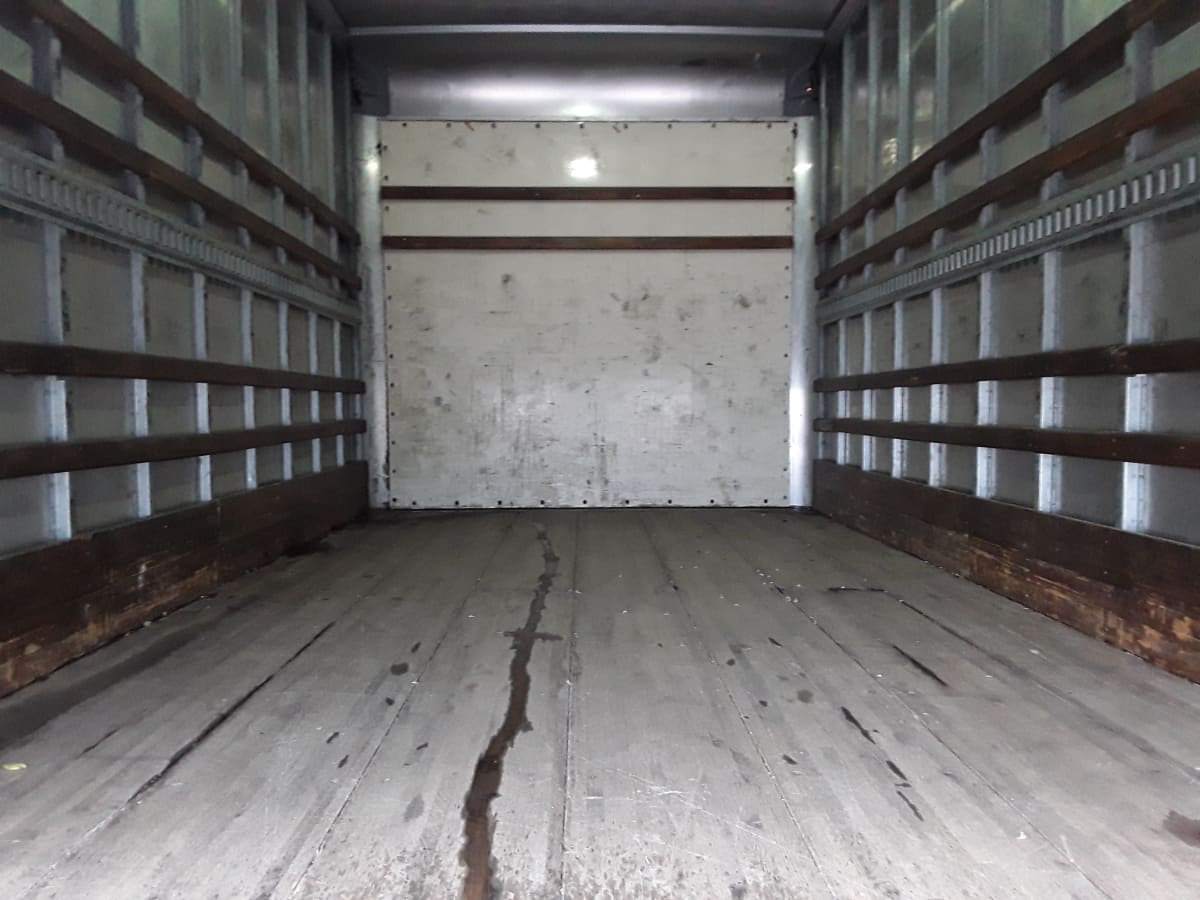 2018 Isuzu NPR HD 761624