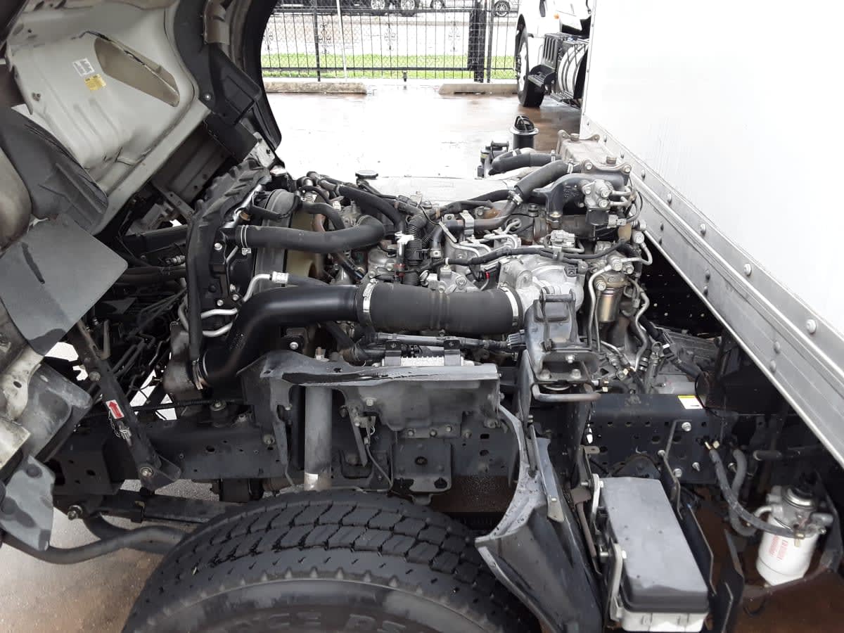 2018 Isuzu NPR HD 761624