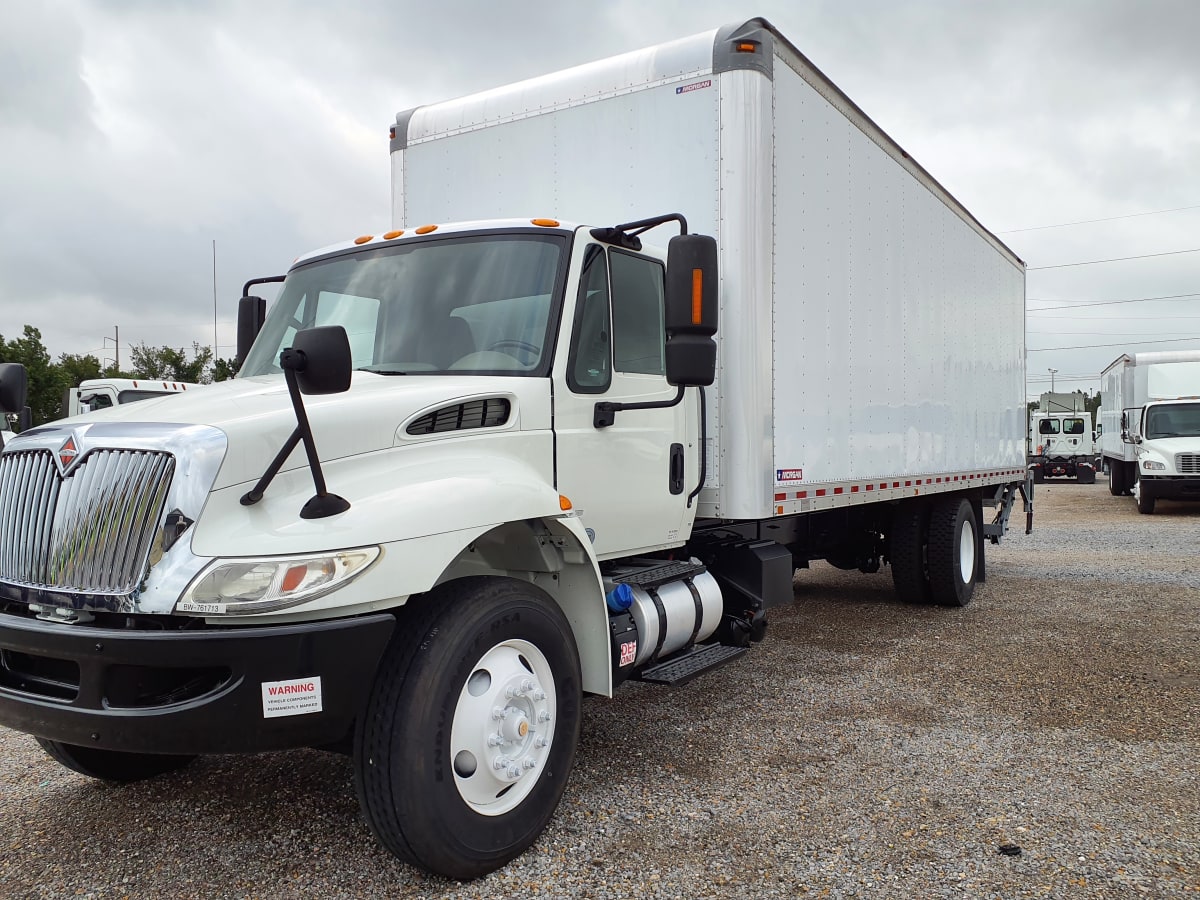 2018 Navistar International 4300 761713