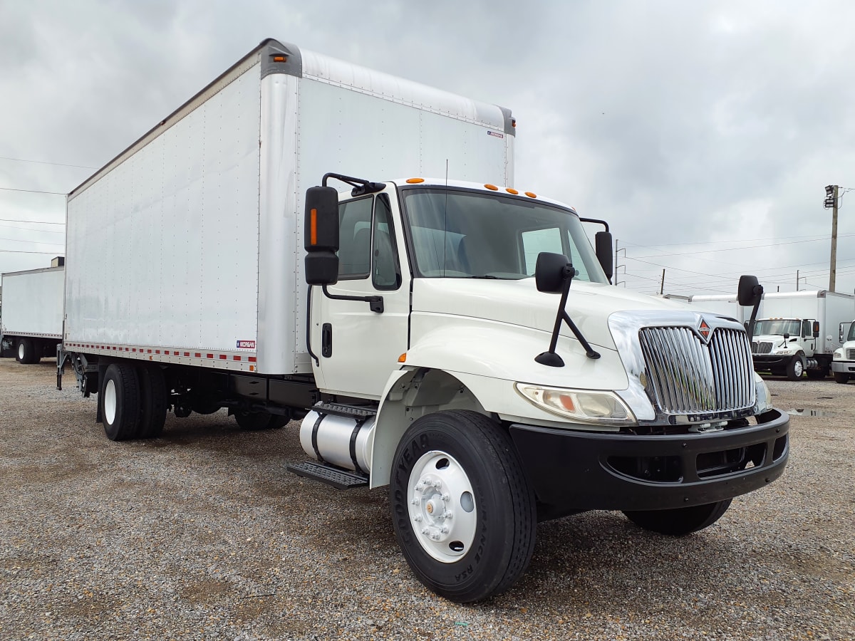 2018 Navistar International 4300 761713