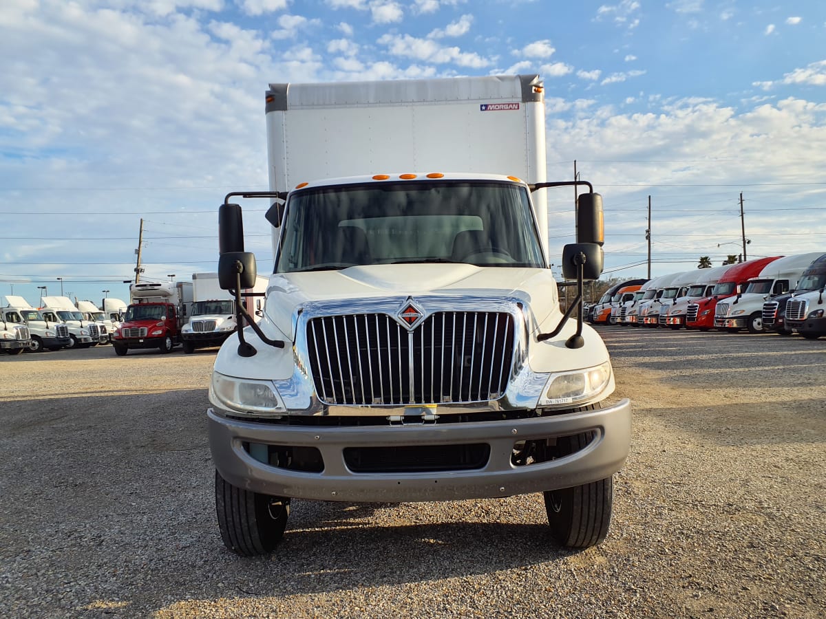 2018 Navistar International 4300 761717