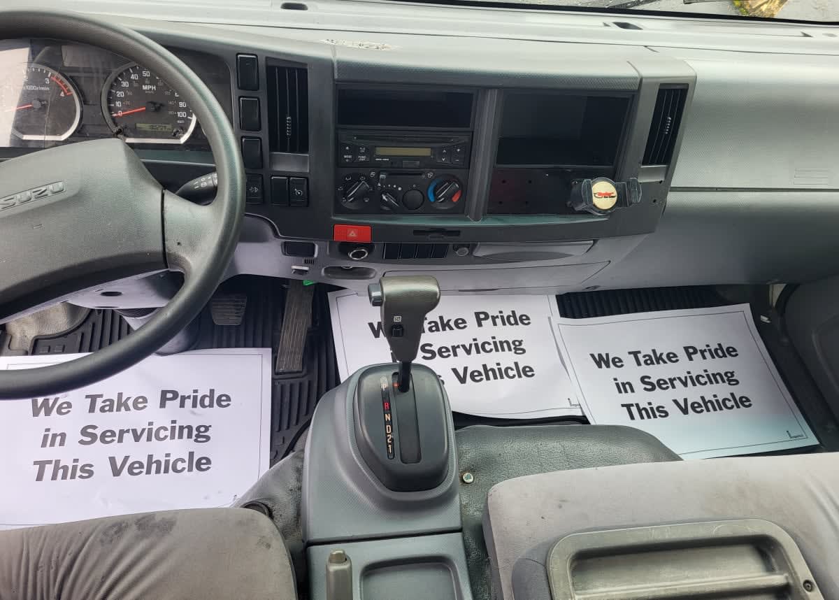 2018 Isuzu NPR HD 761738